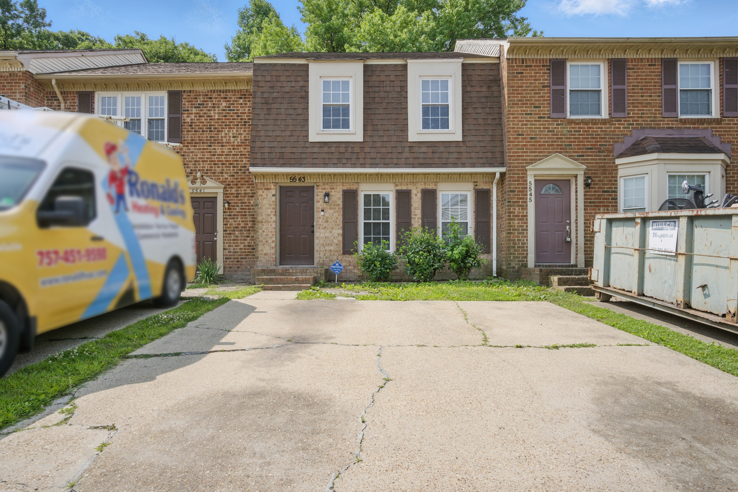 5543 Old Guard Crescent - 1