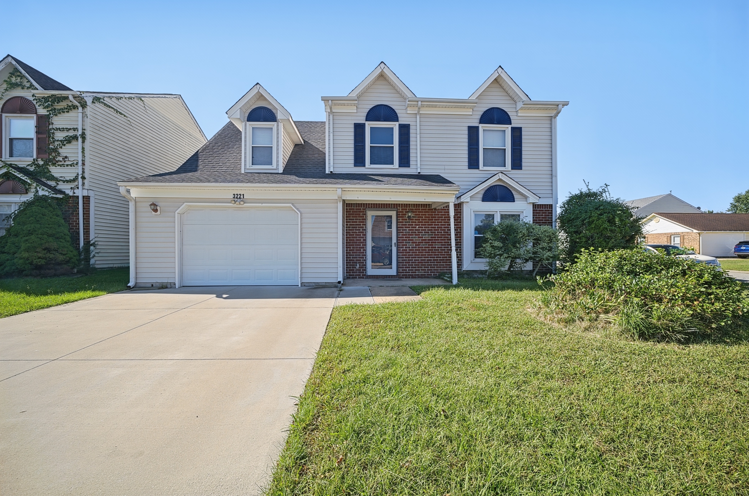 3221 Winterberry Court