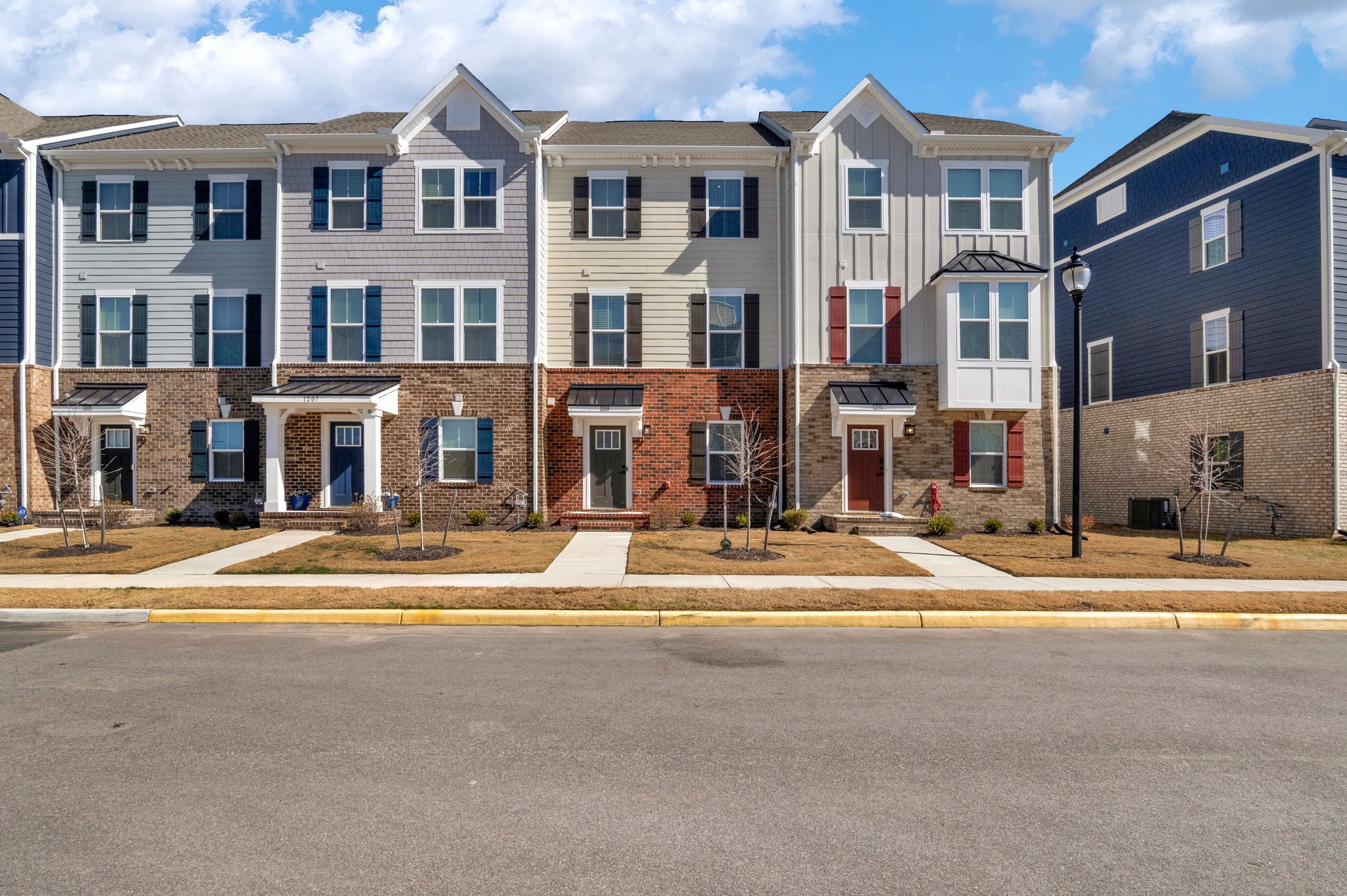 1209 Worden Way - 1